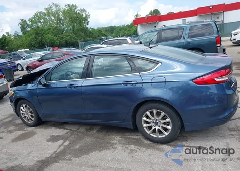 2018 Ford Fusion S из США, поврежденный, VIN 3FA6P0G72JR170778
